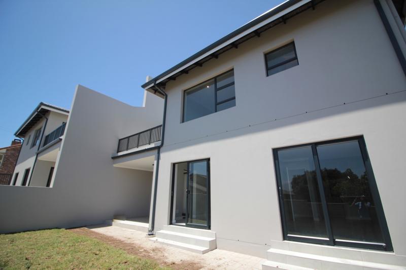 3 Bedroom Property for Sale in Fraaiuitsig Western Cape